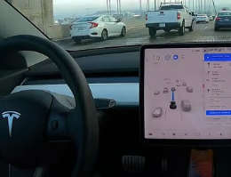 Tesla автопілот fsd