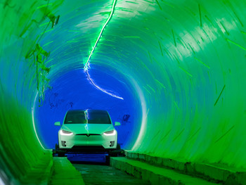 скоростной автомобильный тоннель