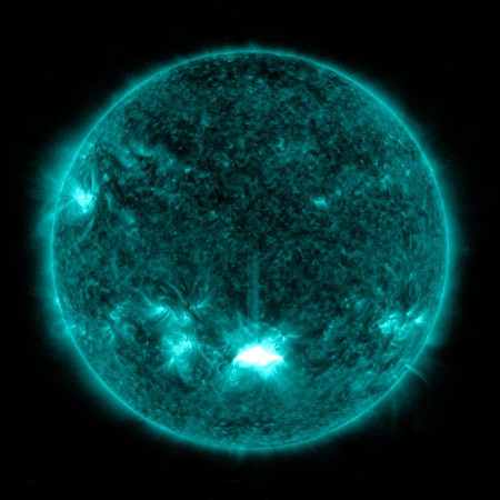 вспышка солнце 2021 NASA