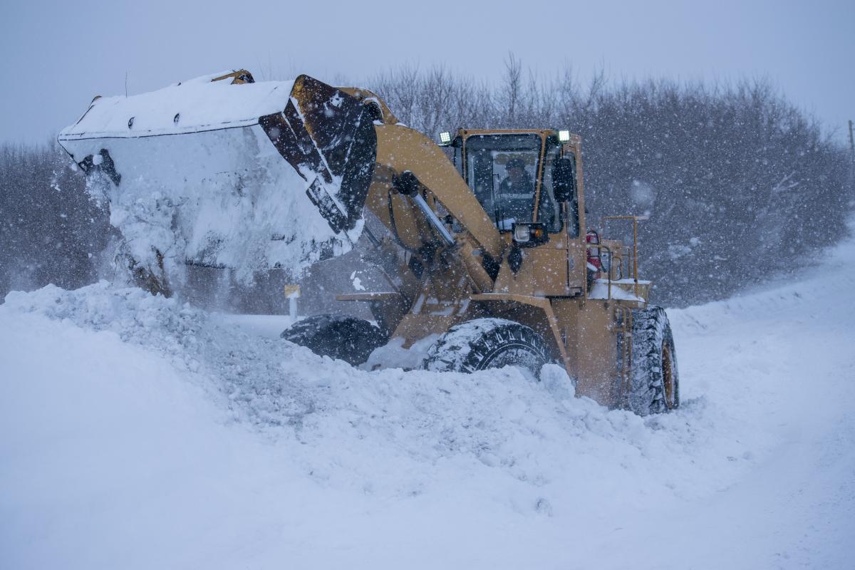 В Україні потужні снігопади: чотири області опинилися в епіцентрі негоди