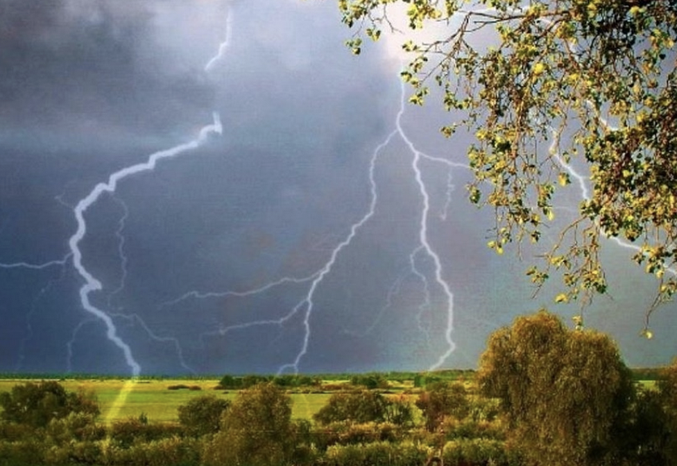 Прогноз погоди на 14 квітня: очікуються дощі з грозами