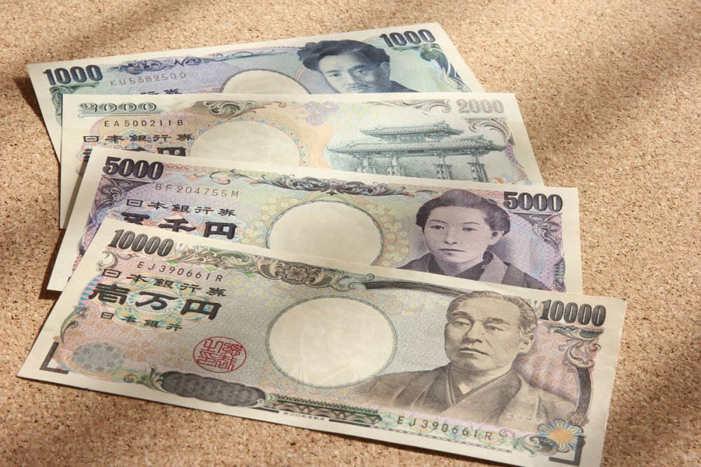 До найнижчого рівня впала японська валюта за майже 40 років