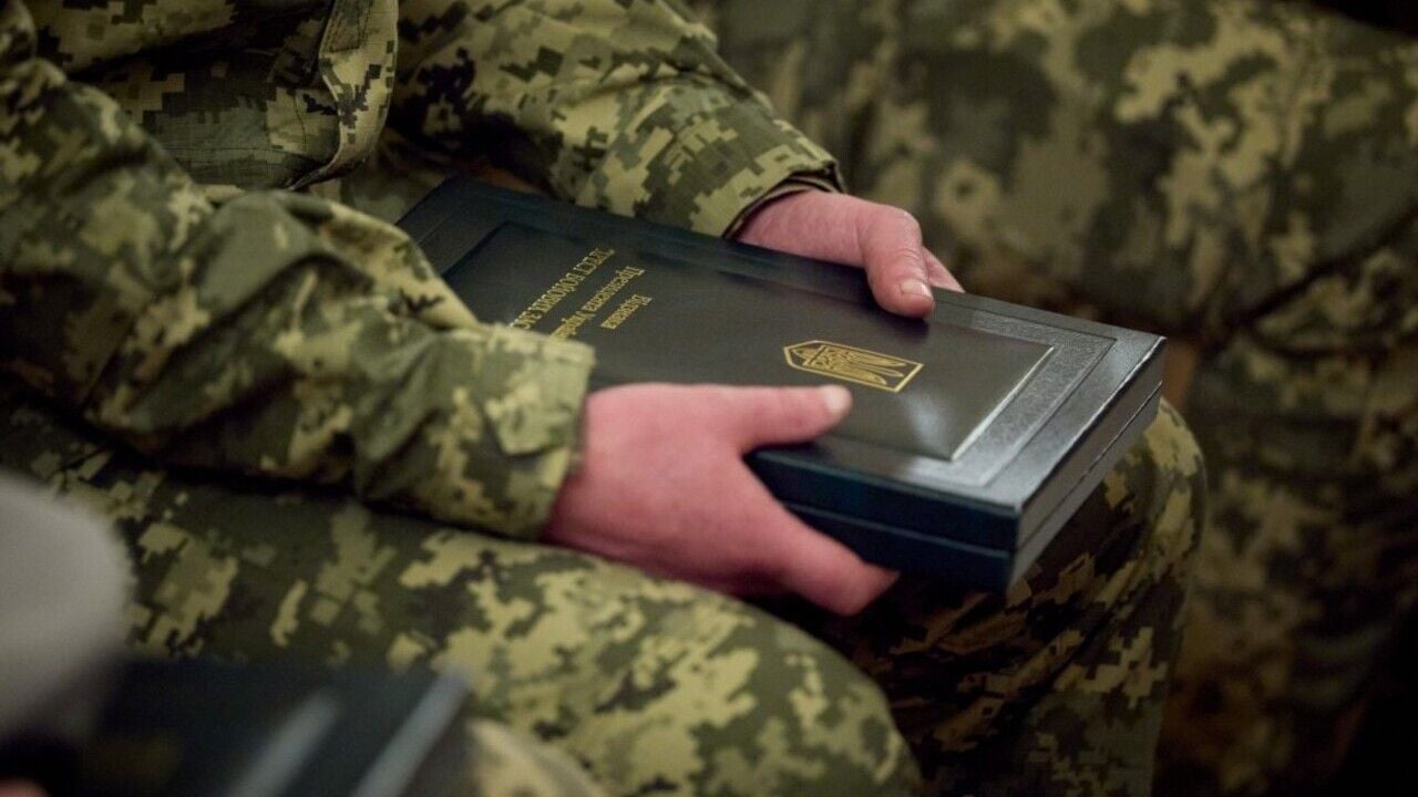 Що потрібно знати - контракт для рядових, офіцерів і мобілізованих