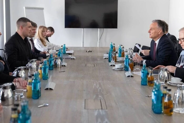 Україна уклала потужну угоду з Diehl Defence - ракети для F-16 та нові ППО