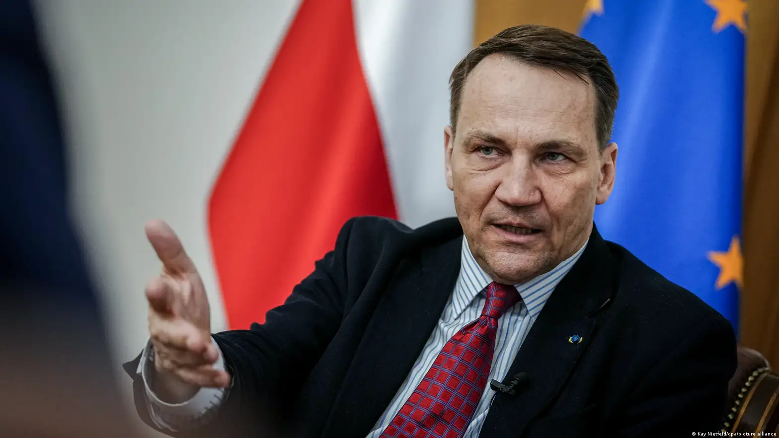 Переможцем «війни історії й орденів» може стати лише москва - голова МЗС Польщі