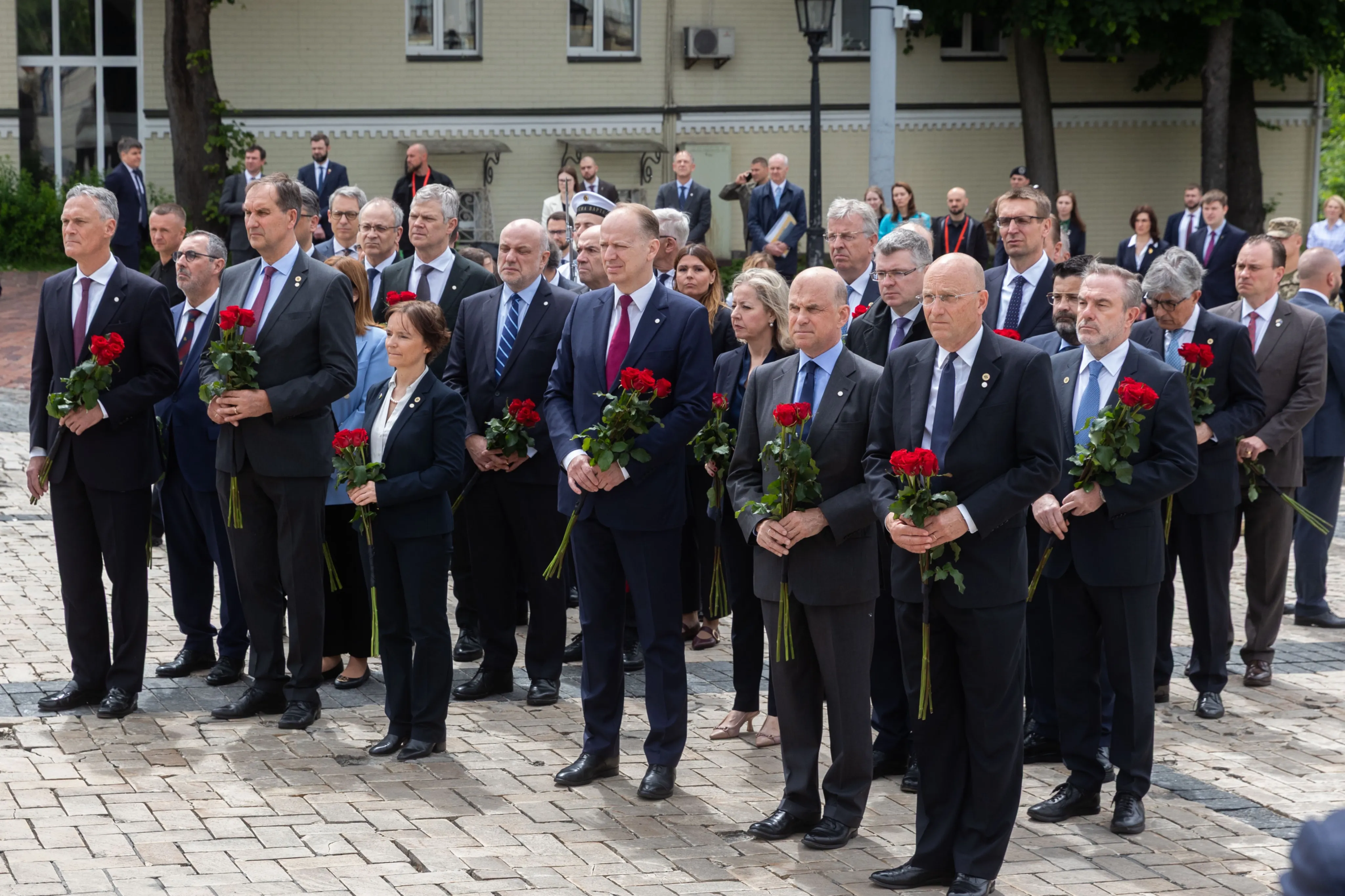 У Києві пройшла зустріч Рютте й союзників НАТО - десятки дипломатів не побоялися шантажу путіна