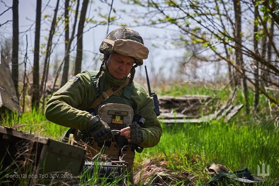 З професійним святом Зеленський привітав військовослужбовців Військ зв’язку та кібербезпеки