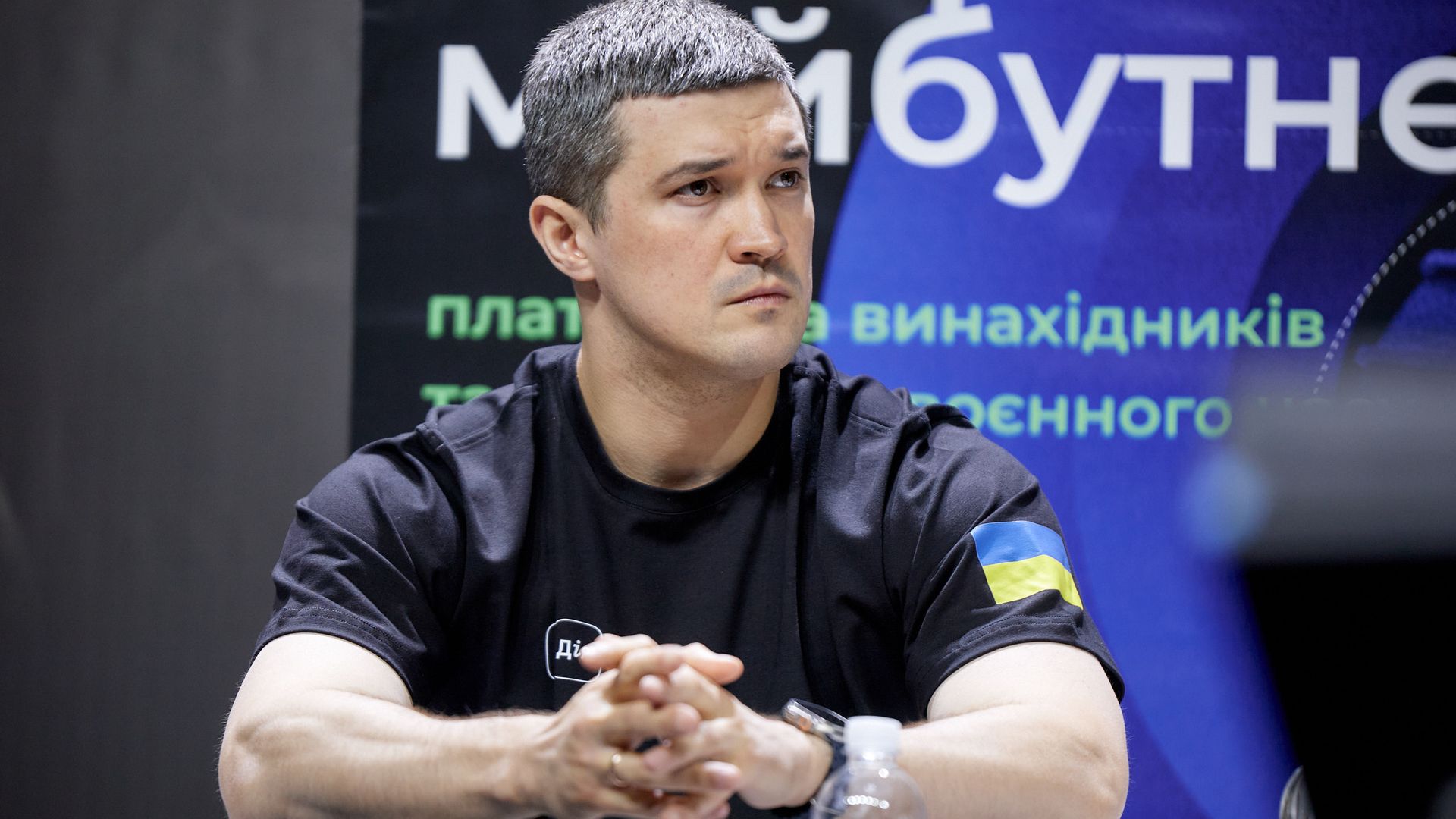 Про дефіцит грошей у Міноборони - Федоров розніс претензії Зеленського