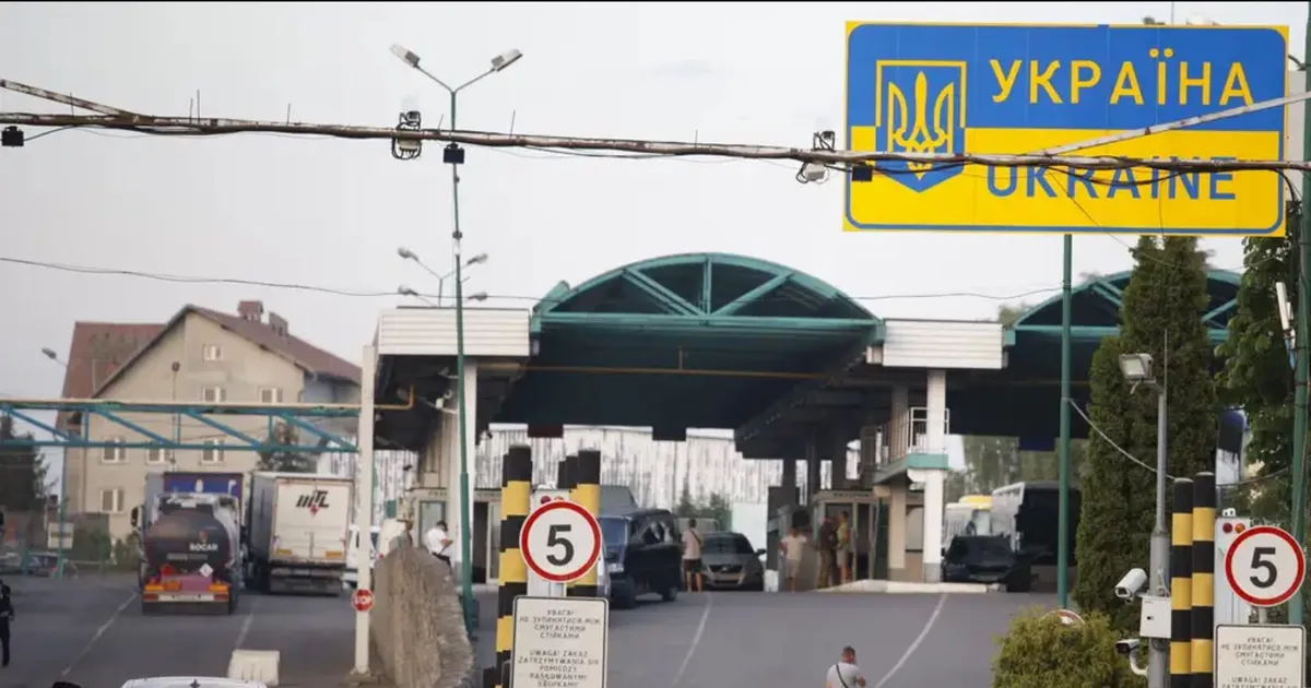 Українці почали частіше повертатися - понад 4,3 млн перетинів за місяць