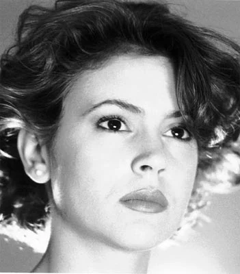 Alyssa Milano Алиса Милано Аліса Мілано