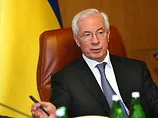 ЗМІ: Чиновники не послухалися Азарова й надалі купують дорогі автомобілі