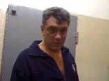 Немцов не верит в регистрацию новой партии - в стране все решает "один пахан, и он в невменяемом состоянии"