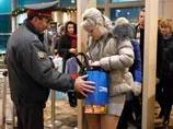 СМИ провели эксперимент: пронести бомбу в столичные аэропорты оказалось вовсе не сложно