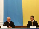 Азаров попросив Попова розшукати Черновецького, бо "кияни за ним скучили"