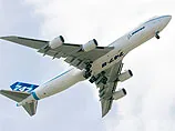 Американский производитель самолетов Boeing представил новую модель самолета: 747-8
