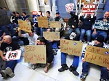 У США страйки з Вісконсина перекинулися на інші штати. Масово протестують уже в Індіані. (Відео)