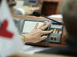 Тимошенко заявила, що депутати БЮТ зобов'язалися і вже голосують тільки персонально