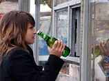 Продавати пиво і сигарети в столичних кіосках з сьогоднішнього дня не можна