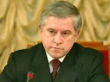 Кінах вважає, що Азаров ставить ЄС у незручне становище