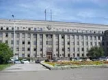 Блоггеров развеселили закупки спецодежды для чиновников - им нужны шапки на полмиллиона рублей
