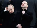 Запад озабочен тандемом: устроили "драку под ковром", а Путин принес Медведеву жертву