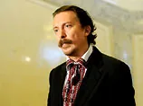 Шкіль переїхав лікувати пам'ять в елітну лікарню "Феофанія". Причинами свого ДТП він вважає погоду і яму