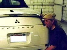 Любители секса с автомобилями рассказали, что их на это вдохновляет