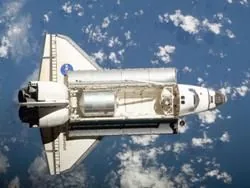 Шаттл Endeavour поднял орбиту МКС на 800 метров