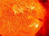 На Солнце сняли необычную и крайне мощную вспышку: астрономы такого еще не видели (ВИДЕО)