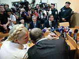 Суд над Тимошенко: захист пропонує повернути справу прокурорам або закрити її