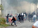 Люди в масках сожгли пограничный КПП в Косово и атаковали базу НАТО