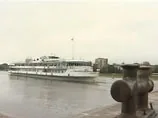 Теплохід пришвартувався з четвертої спроби: весь екіпаж був дуже п'яний
