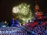 Первый День города "по-собянински": 4D-шоу в МГУ, пробки и "прорыв" толпы. ВИДЕО
