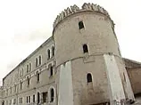 "Бутырка" расширяет перечень платных услуг для заключенных: солярий и Skype тоже там появятся