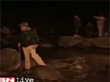 В Индии рухнул мост под участниками политического митинга. ВИДЕО