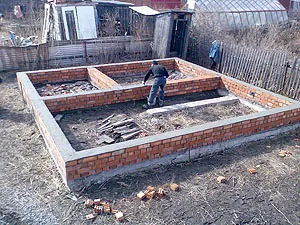 Строительство собственного дома лучше доверять профессионалам