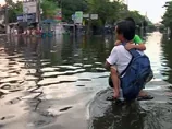 Вода в столиці Таїланду почала затоплювати центральні райони мегаполісу. ВІДЕО