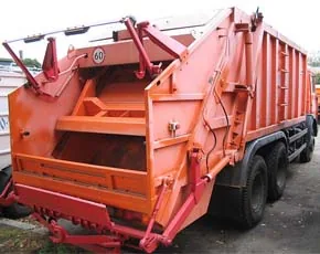 Вывоз мусора контейнером лучше всего доверить профессионалам с Григуса
