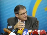 Чи відбудеться перенесений візит Януковича до Брюсселя - Тейшейра не знає