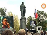 Митинг памяти Политковской: ее помянули Касьянов, Ахеджакова - всего 800 человек
