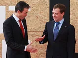 Генсек НАТО сорвал встречу с Медведевым. Решать проблему будет Путин