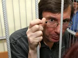 "Батьківщина" об'єднується не лише з Луценком: Яценюк і Тягнибок з нею