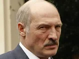 Збанкрутіла бєларуська диктатура зісковзує на російську орбіту