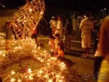 Дивали - последователи индуизма празднуют осенний праздник Огней
