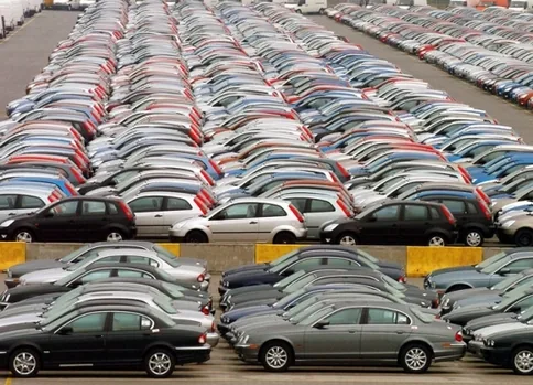 Украинцы скупают автомобили