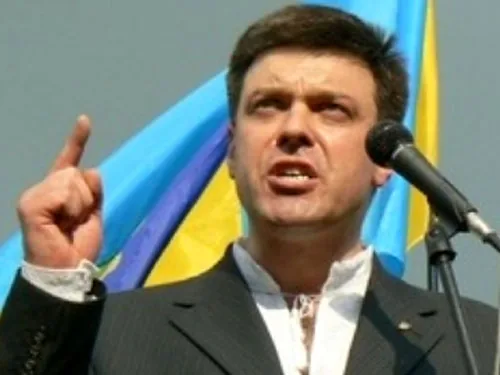 Люди, які застосували газ до працівників "Беркуту", не є членами "Свободи", - Тягнибок