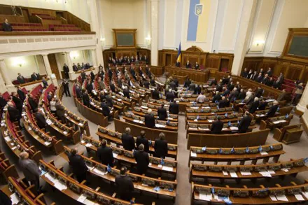 Сесія Ради - позачергова: "мовне питання" і мільярди на китайські пестициди