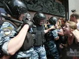 Міліція перед виборами масово скуповує засоби для розгону людей