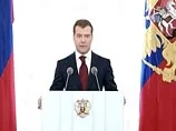 Медведев предложил в новой России ввести новое время