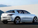 Готує преміум-кар початкового рівня на базі Mercedes компанія Infiniti